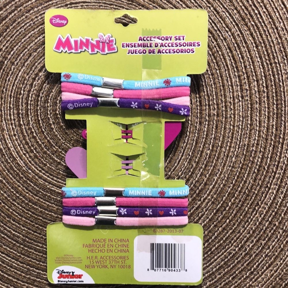 Minnie Mouse Hair Accessory Set - Picture 4 of 4